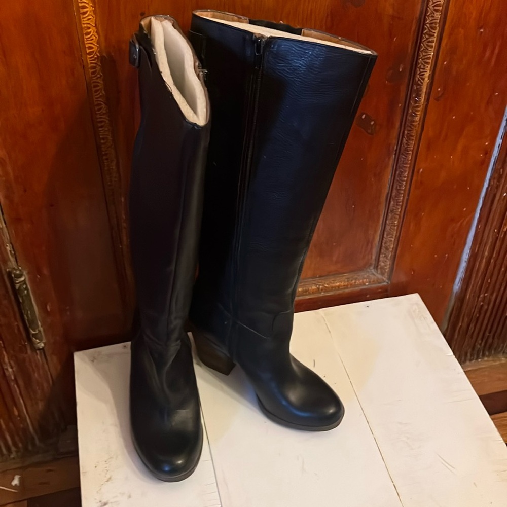 Lucky Brand Black Leather 70’s Style Boots